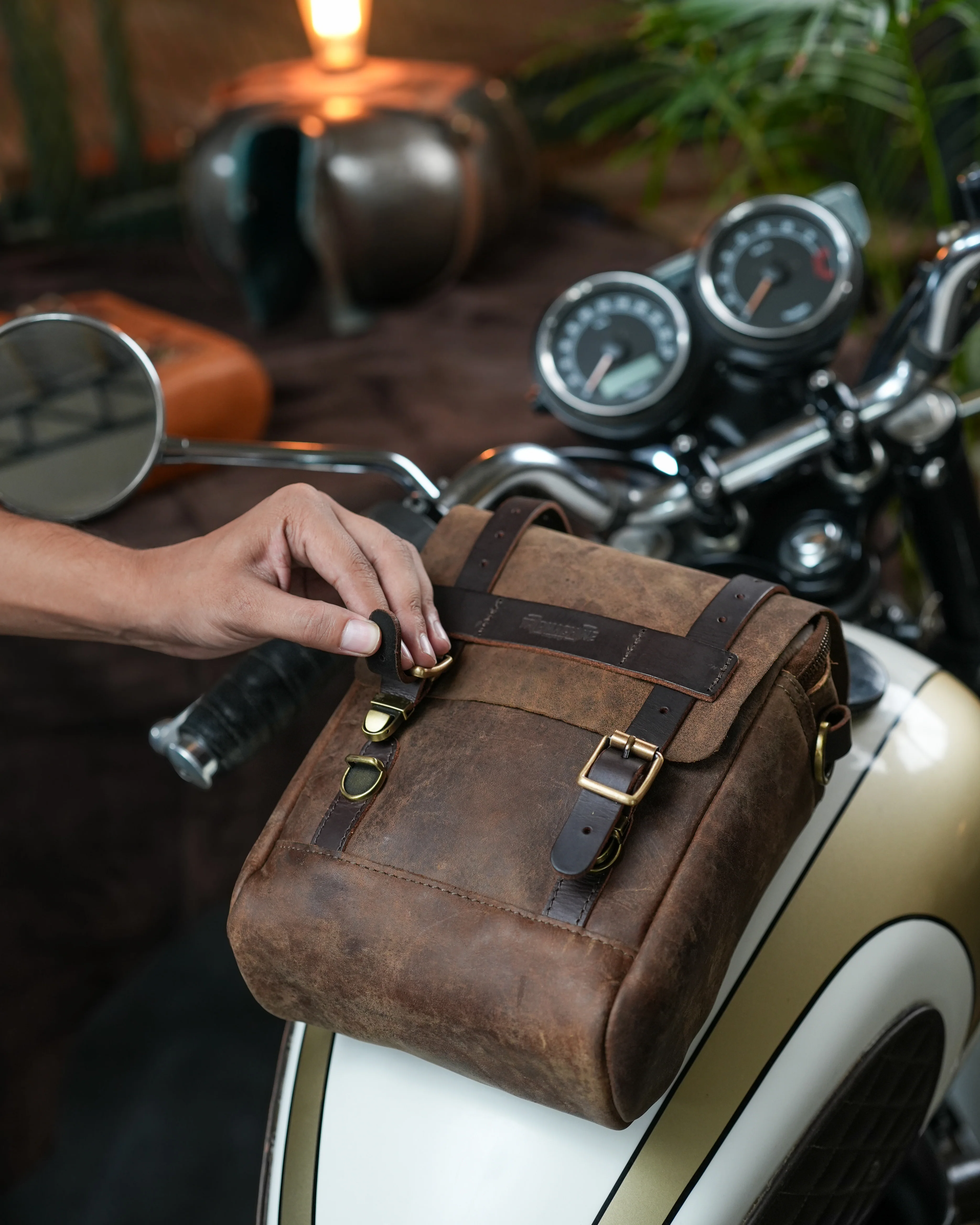 tank and tail bag - Image 8